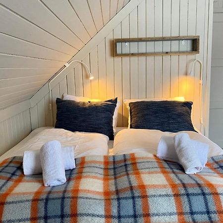Notnes Midnattsol Guesthouse Skrova Exteriér fotografie