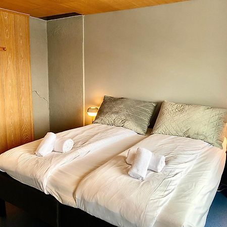 Notnes Midnattsol Guesthouse Skrova Exteriér fotografie
